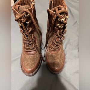 Brown Lace-Up Women's Boots